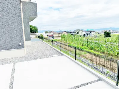 ブロック塀 (化粧ブロック) 太陽エコブロックス 普通CB スチールメッシュ フェンス YKKAP イーネット3F型 スチール柱 境界・メッシュ
