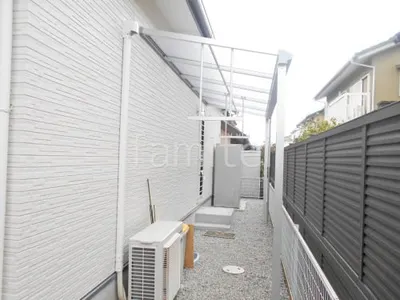 1階テラス屋根 (雨除け) YKKAP ソラリアF フラット屋根 スタンダード 壁付