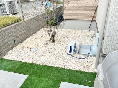 化粧砂利敷き