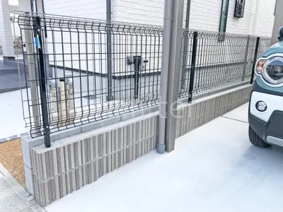 スチールメッシュ フェンス YKKAP イーネット3F型 スチール柱 境界・メッシュ ブロック塀 (化粧ブロック) ユニソン アルタ