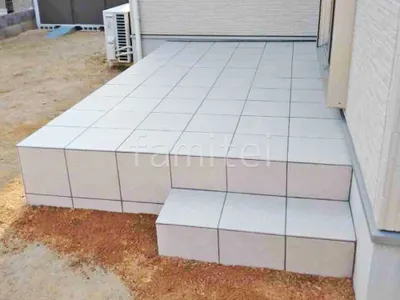タイルデッキ 壁2面  LIXIL コンテII ベーシック