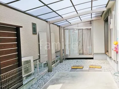 本体色 シャイングレー 屋根色 クリアマット