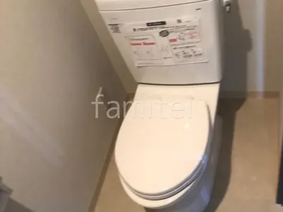 タンク式トイレ TOTO ピュアレストQR