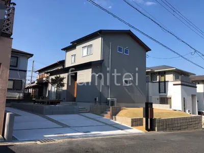 新築シンプル オープン外構