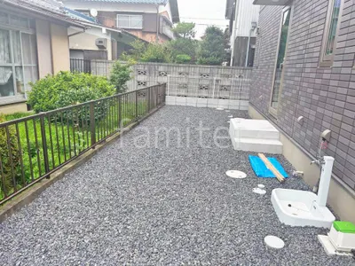 犬走り 防犯砂利敷き バラス砕石 防草シート加工