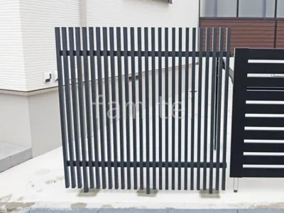 目隠しフェンス塀 タカショー 千本格子足付ユニット