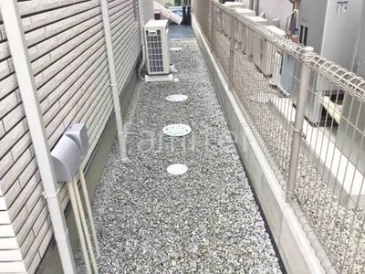 犬走り 防犯砂利敷き バラス砕石