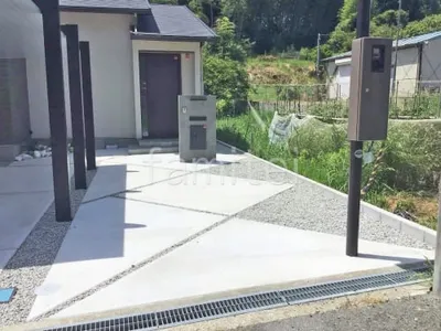 玄関アプローチ 土間コンクリート