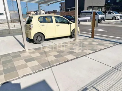 玄関アプローチ 床タイル貼り LIXIL パセオ