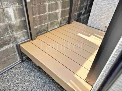 人工木デッキ  LIXIL 人工木 樹ら楽ステージ 