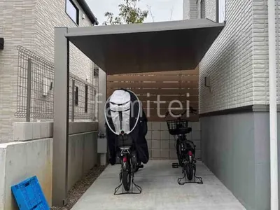 本体色 屋根色 シャイングレーF