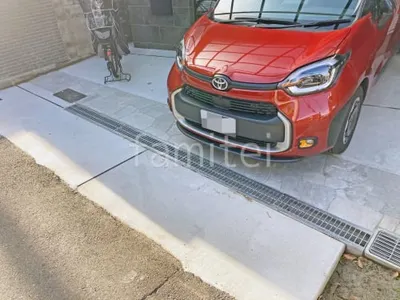床石貼り 乱形石 石英岩 溝蓋(みぞふた) グレーチング