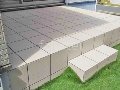 タイルデッキ 壁2面  LIXIL グレイスランド ベーシック