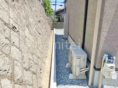 犬走り 防犯砂利敷き バラス砕石 防草シート加工
