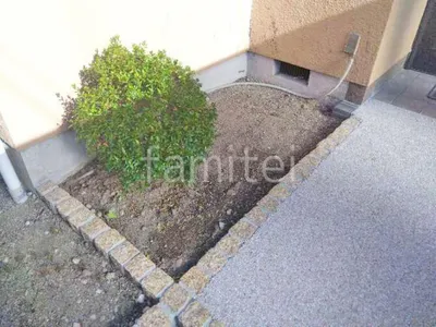 ピンコロ石花壇