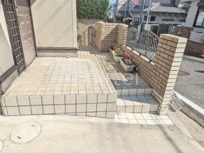 床タイル張り