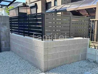 ブロック塀 （化粧ブロック） ユニソン ジャスティ  アルミ形材 フェンス LIXIL AB YS3型 横スリット3 目隠し