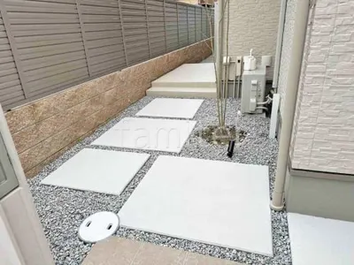 玄関アプローチ 土間コンクリート