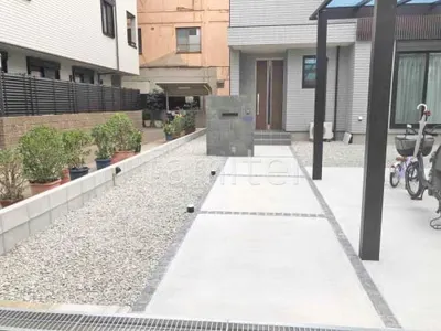 玄関アプローチ 土間コンクリート