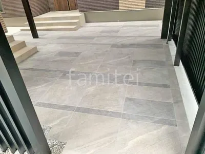 床タイル張り タカショー アヴェルサ