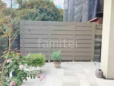 人工木・樹脂 フェンス（木調） グローベン プラドone 高尺タイプ 目隠し 木調・ラティス 樹脂