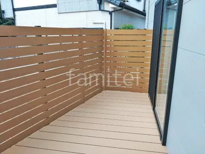 人工木デッキ  LIXIL 人工木 樹ら楽ステージ 