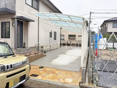 カーポート２台(縦) 連棟 YKKAP アリュース アール屋根