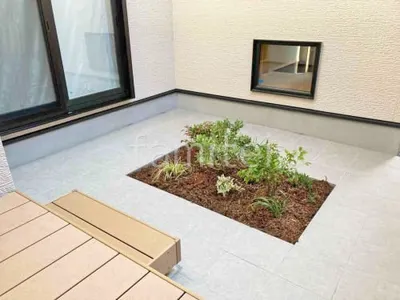 タイルデッキ 壁3面  LIXIL グレイスランド ベーシック