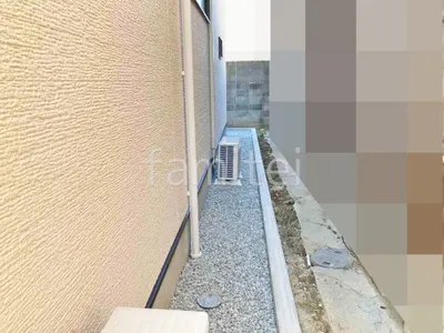 犬走り 防犯砂利敷き バラス砕石 防草シート加工