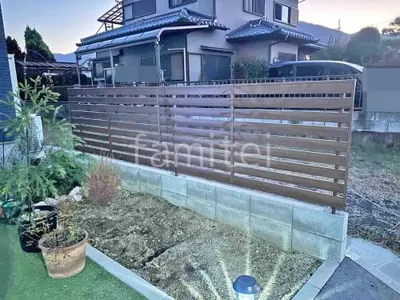 アルミ形材 フェンス LIXIL 木製調AA YS2型 横スリット 目隠し 木調・ラティス