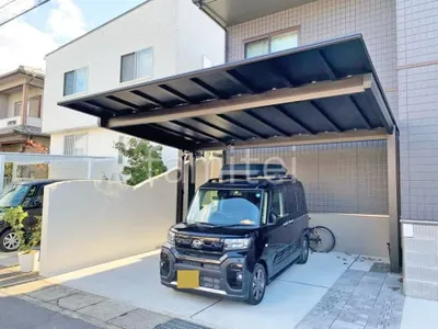 本体色 カームブラック 屋根色 ブラックマット