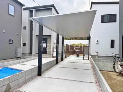 カーポート１台＋延長 （1.5台縦連棟） YKKAP プレーンルーフ フラット屋根 吊り下げ屋根