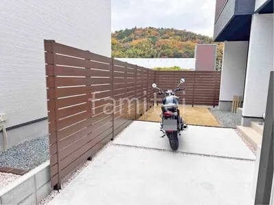 人工木・樹脂 フェンス（木調） F＆F マイティウッド デコll 高尺タイプ 目隠し 木調・ラティス 樹脂