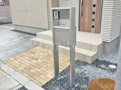 機能門柱 照明なし  YKKAP ポスティモαIII D型 前入れ・後出し 