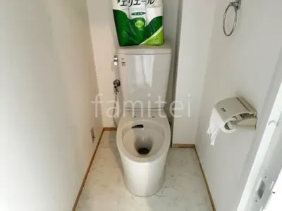 タンク式トイレ  LIXIL アメージュ 便器（フチレス） 