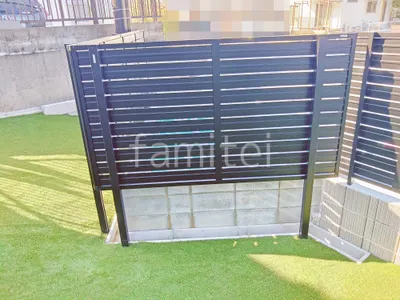 アルミ形材 フェンス LIXIL AB YS3型 横スリット3 2段柱 60角 上段のみ 目隠し