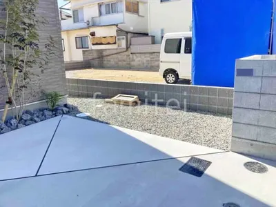 防犯砂利敷き バラス砕石 防草シート加工