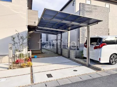 本体色 シャイングレー 屋根色 ブルーマットS