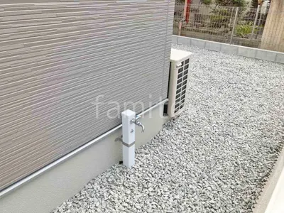 犬走り 防犯砂利敷き バラス砕石 防草シート加工