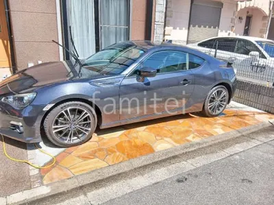 乱形石張り （床石貼り）  乱形石張りのみ カナリアイエロー 石・ストーン調