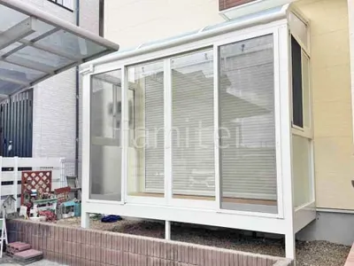 本体色 ホワイト 屋根色 クリアマット