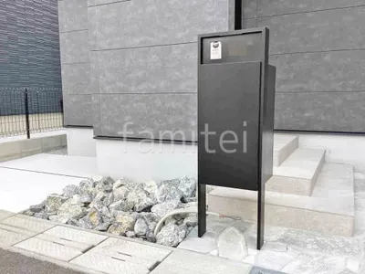 機能門柱 三協アルミ フレムスBasic ロックガーデン 栗石敷き