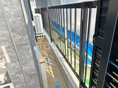 アルミ形材 フェンス YKKAP シンプレオT2型 縦格子16本  ブロック塀 （化粧ブロック） 太陽エコブロックス 普通CB 