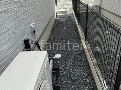 犬走り 防犯砂利敷き バラス砕石 防草シート加工