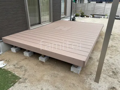 人工木デッキ  LIXIL 人工木 樹ら楽ステージ 