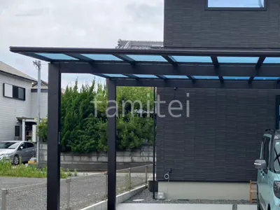本体色 カームブラック 屋根色 クリアマット