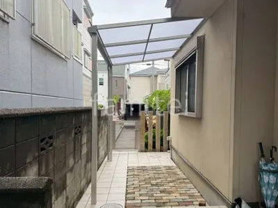１階テラス屋根 （雨除け） YKKAP ソラリアF フラット屋根 スタンダード 壁付