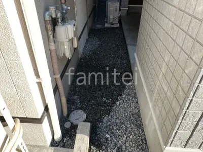 犬走り 防犯砂利敷き バラス砕石 防草シート加工