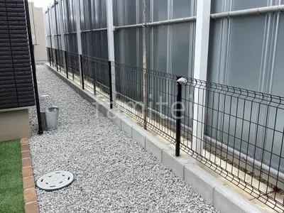境界フェンス塀  YKKAP イーネット3F型 CBブロック積
