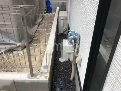 犬走り 防犯砂利敷き バラス砕石 防草シート加工